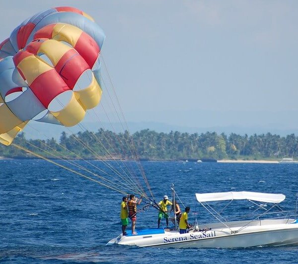 Kuşadası Deniz Paraşütü - Kuşadası Parasailing
